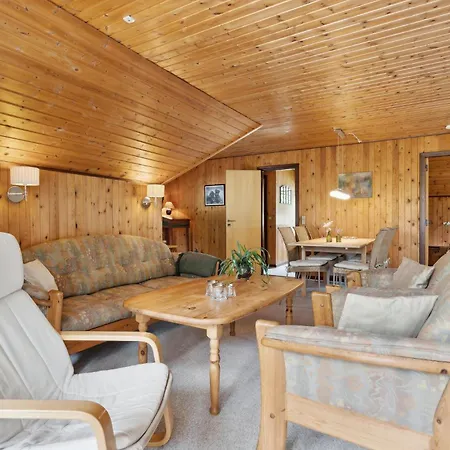 3 Bedroom Stunning Home In Norre Nebel *